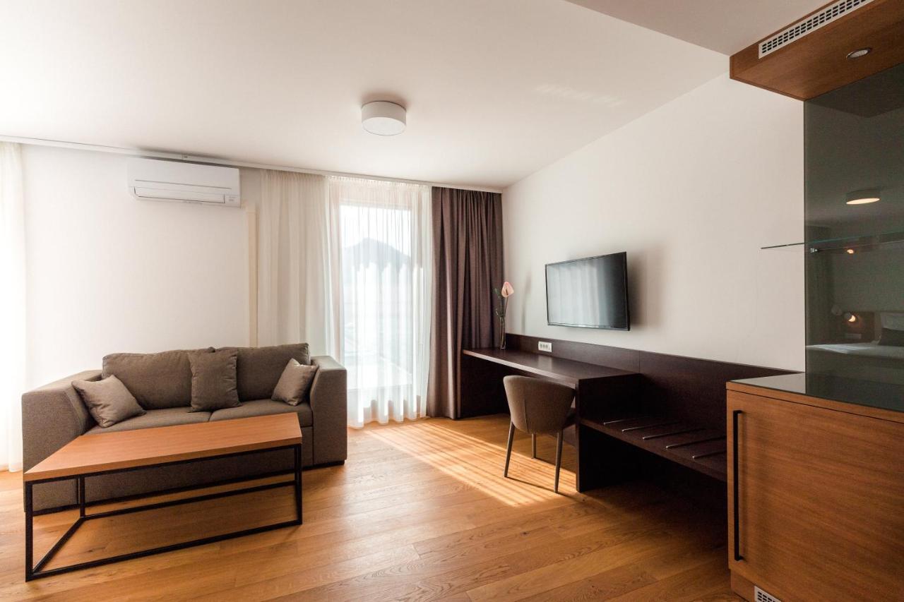 Hotel Ajdovec Sevnica Ngoại thất bức ảnh
